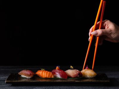 The Lobby Lounge & RawBar