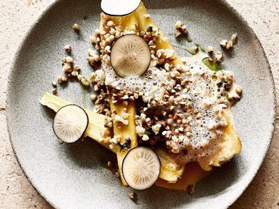 Monique, boire et manger