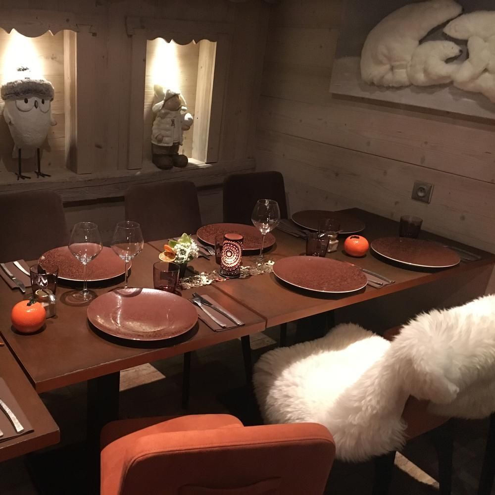 La Vache Rouge Meribel by michelin.com