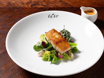 1610 at The Globe Inn