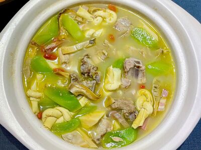 Yangzhou Yan · Qu Yuan