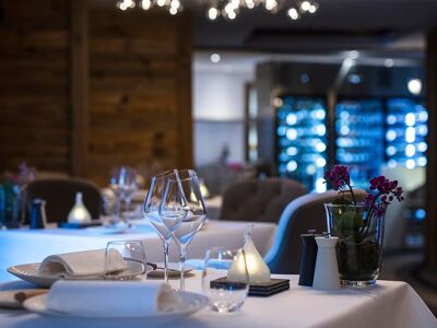 Le Cin5 - Au Cœur du Village