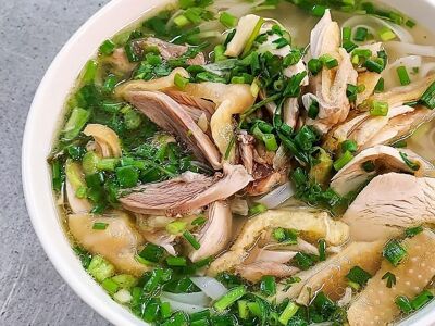 Phở Gà Nguyệt
