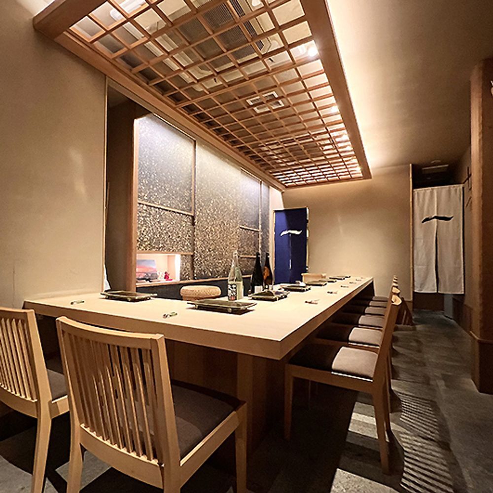 Amazon.co.jp: 二番目のフローラ 上 (一万一千の部屋を持つ屋敷