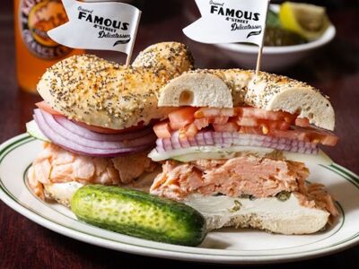 Famous 4th Street Delicatessen