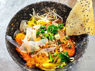 Mỳ Quảng Sứa Hồng Vân