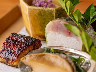 Shuko Osaka Manpukudou