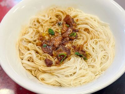 Fu Din Wang (Central)