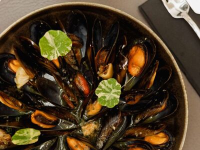 Zinfandel Food & Wine bistro