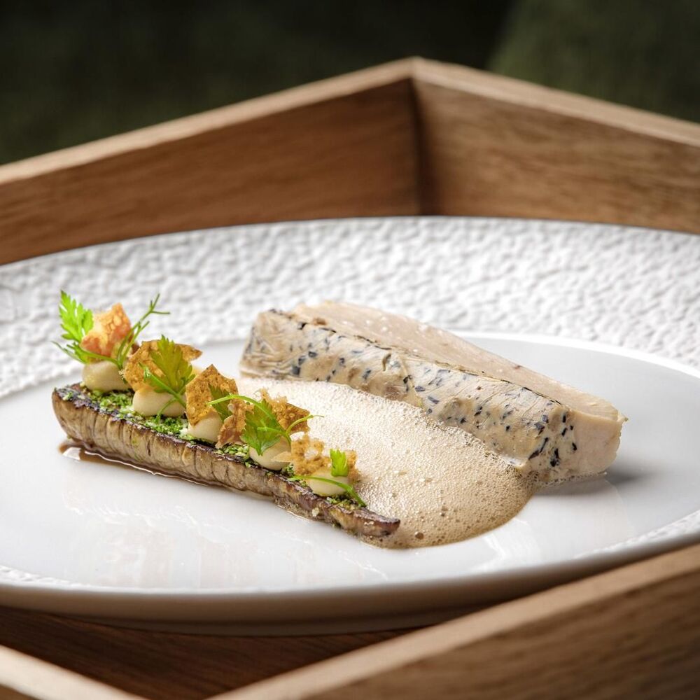 Mountain Hub Gourmet image 1 - Full view