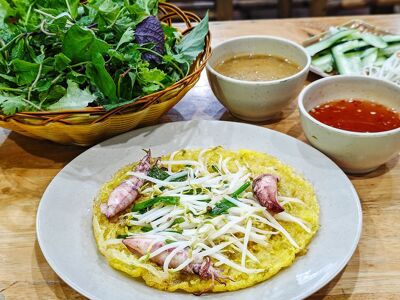 Bánh Xèo Tôm Nhảy Cô Ba