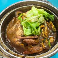 Seng Kee Black Chicken Herbal Soup restaurant in Singapore, Singapore