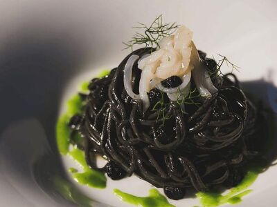 Azzighe • Osteria a metà