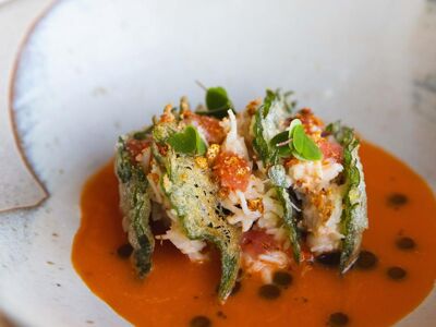 Lore Ttipia - Auberge Ostape