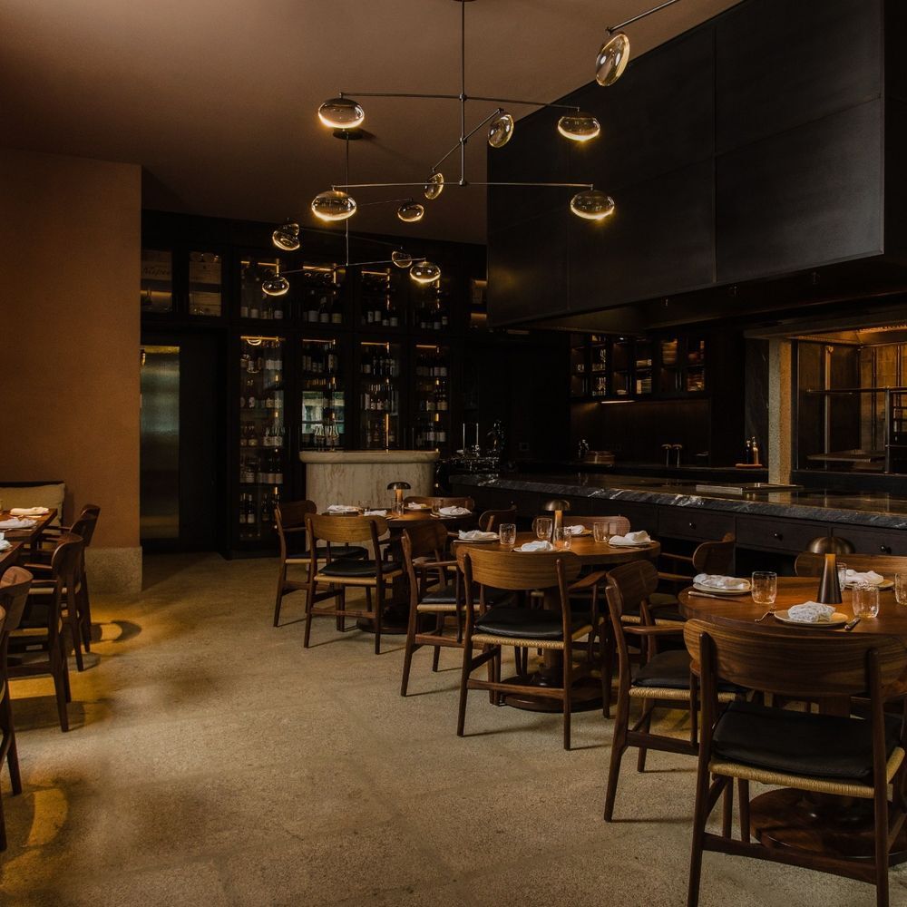 Cozinha das Flores restaurant in Porto, Portugal