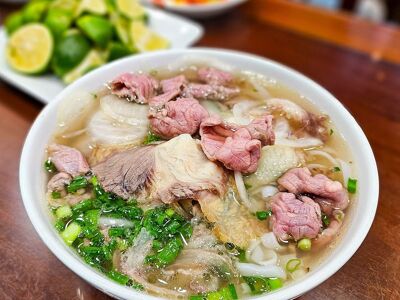 Phở 10 Lý Quốc Sư (Hoan Kiem)