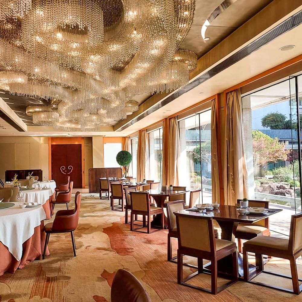 Dragon Hotel by michelin.com