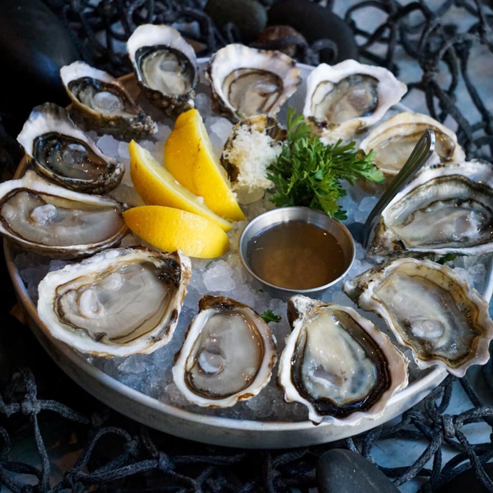 Fanny Bay Oyster Bar Vancouver a MICHELIN Guide Restaurant