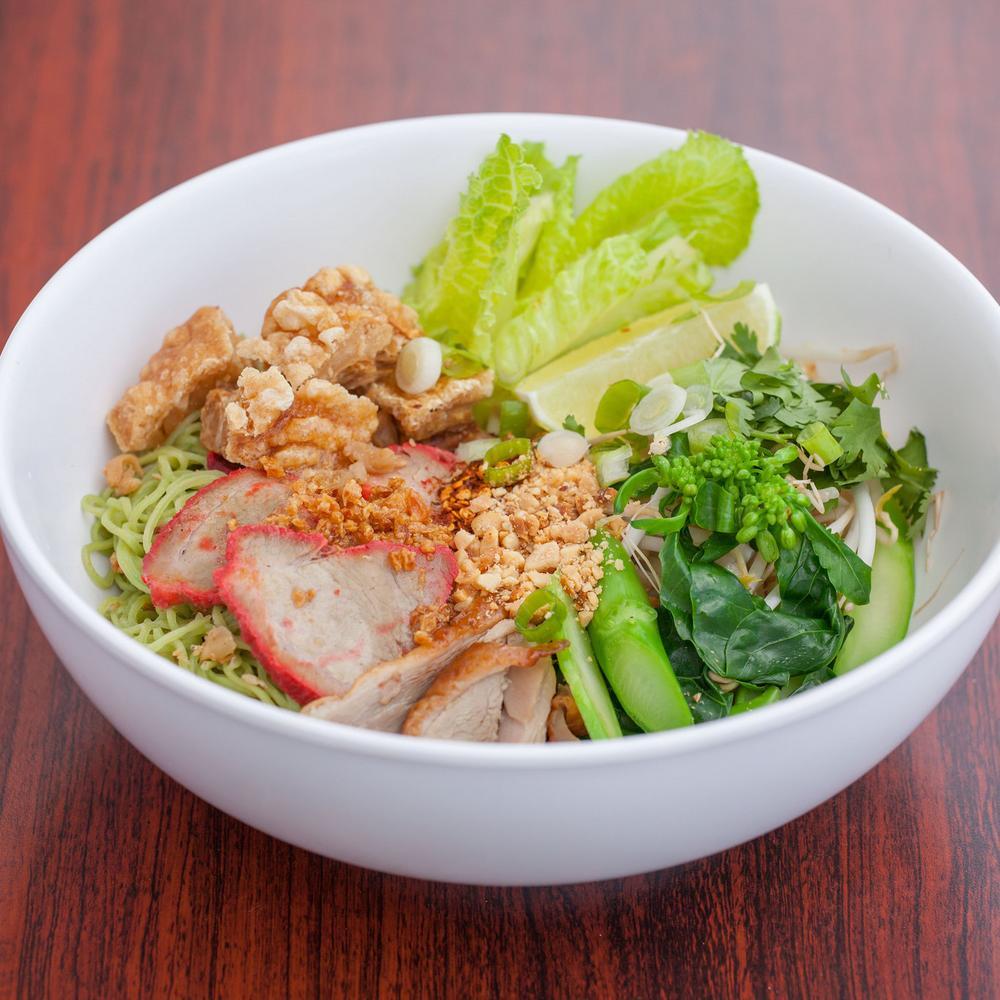 Luv 2 Eat Thai Bistro – Los Angeles - a MICHELIN Guide Restaurant
