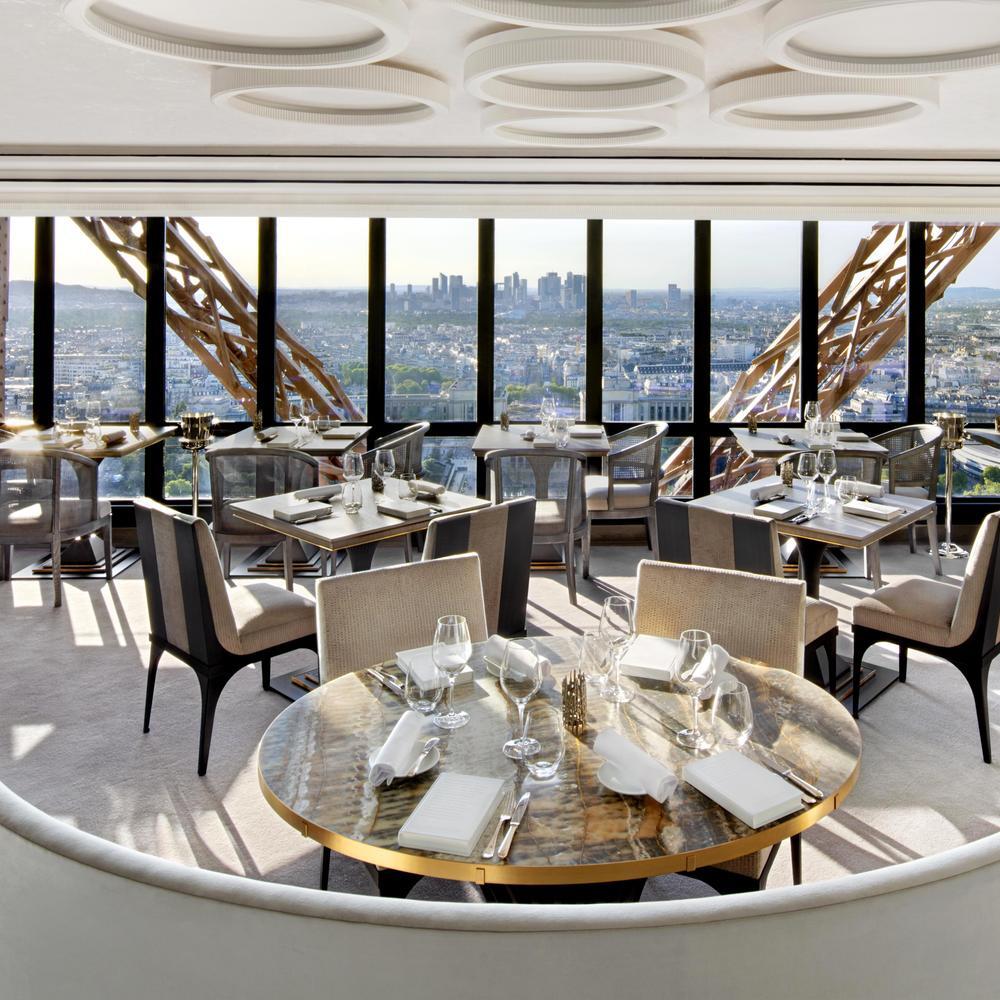 restaurant de la tour eiffel a paris