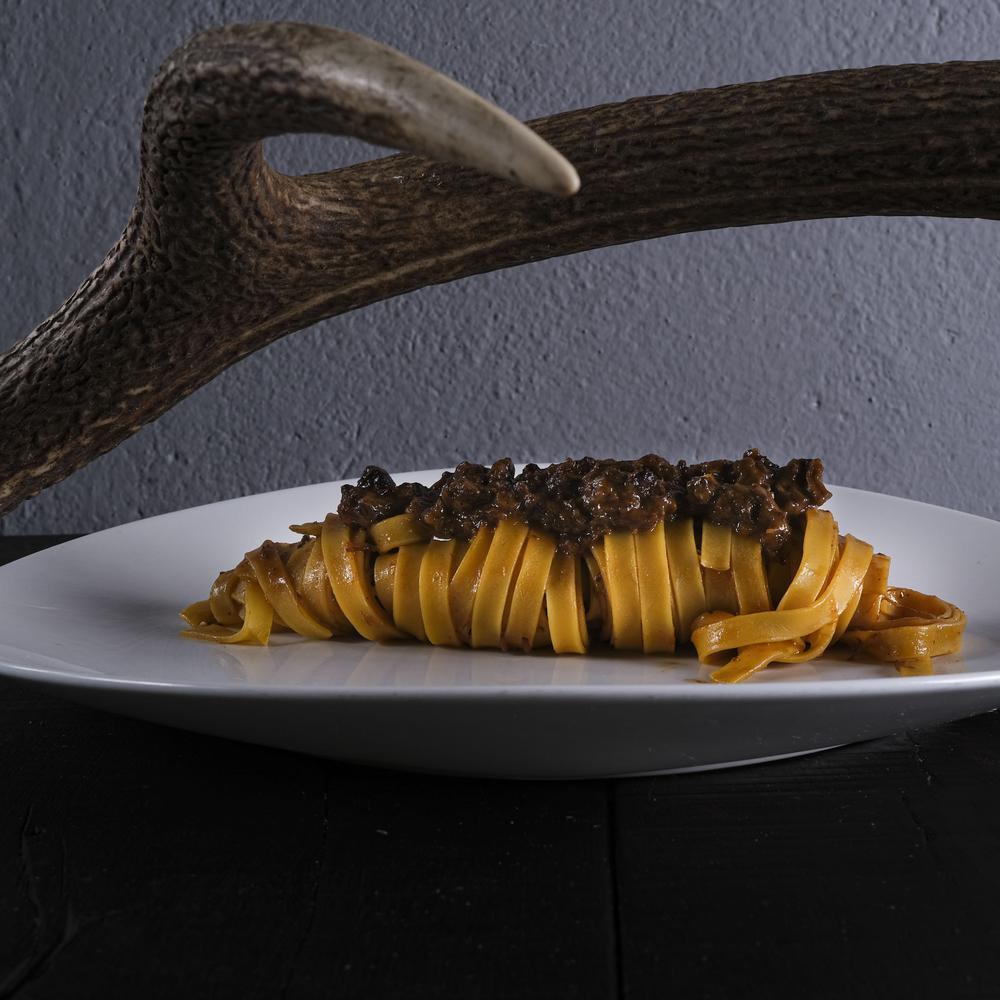 Tagliatelle al ragù di cervo - Lido Vannucchi