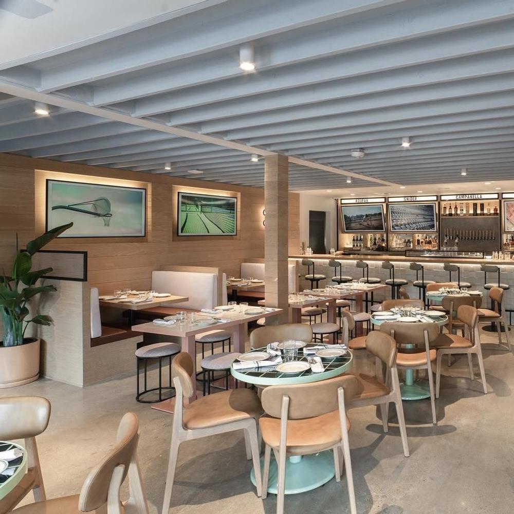 Pijja Palace Los Angeles a MICHELIN Guide Restaurant