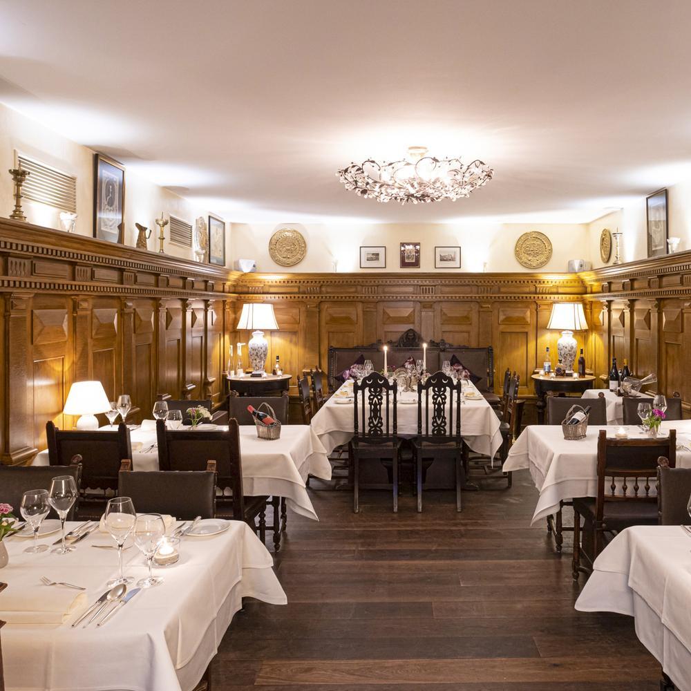 Weinhaus Tante Anna – Düsseldorf - a MICHELIN Guide Restaurant