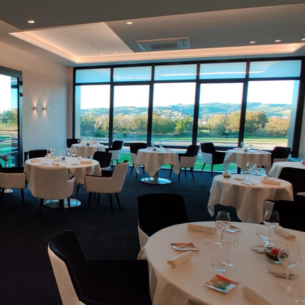 À la Table des Lys SaintÉtienne Un restaurant du guide MICHELIN