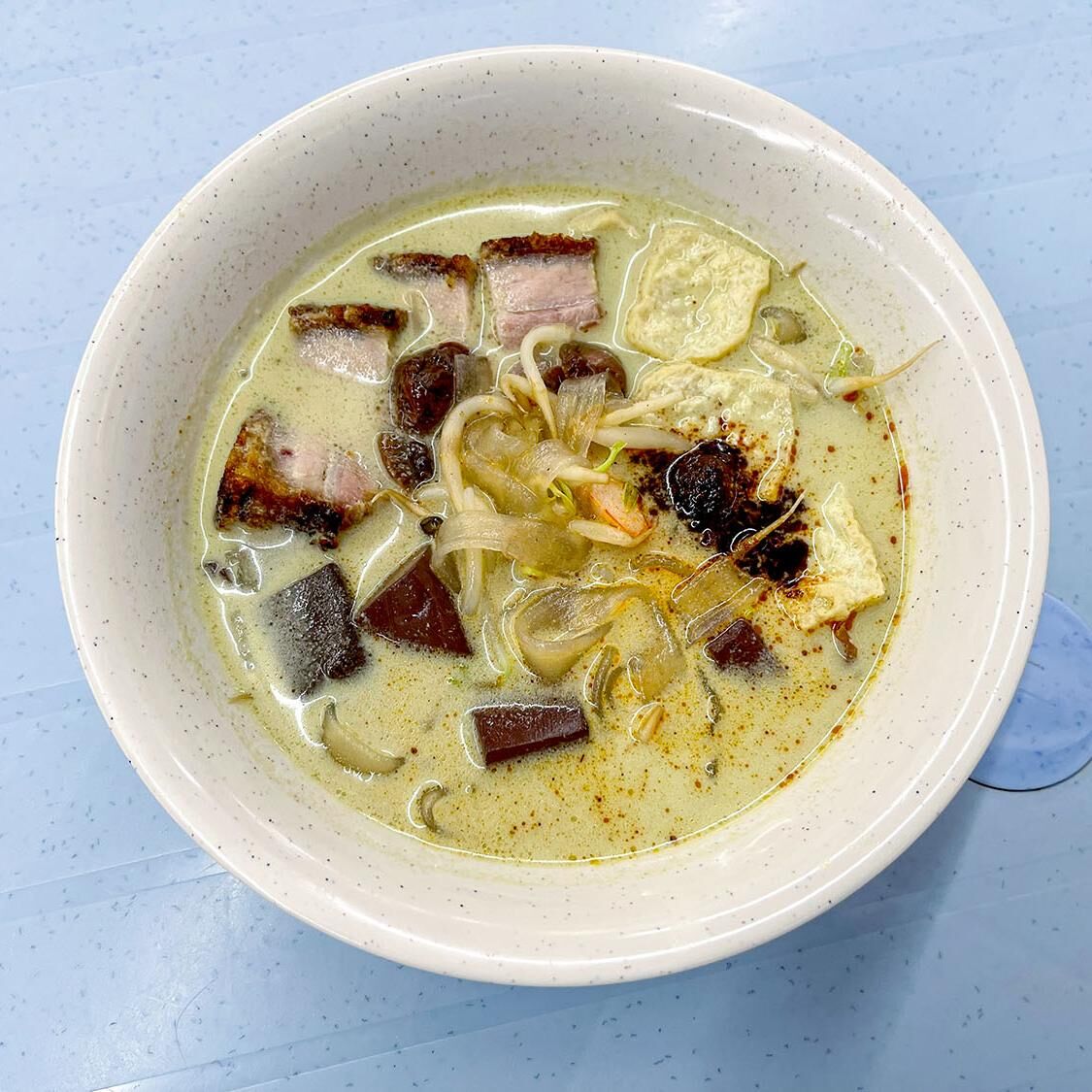 Duck Blood Curry Mee Town a MICHELIN Guide Restaurant