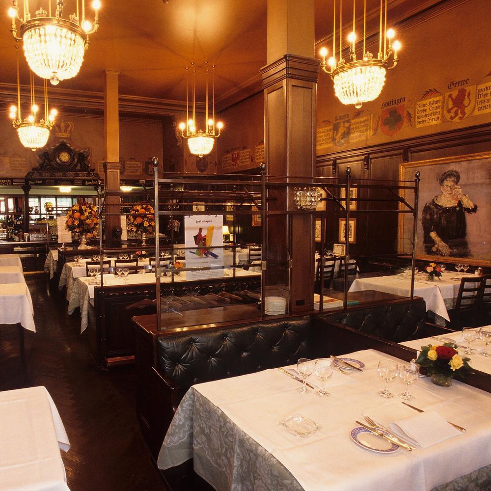 Kronenhalle Zürich um Restaurante do Guia MICHELIN