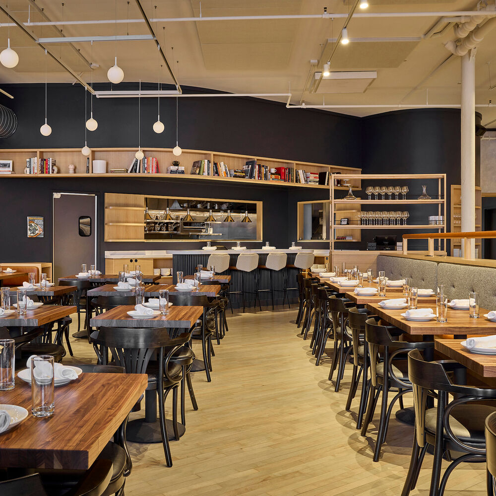 Daisies Chicago a MICHELIN Guide Restaurant