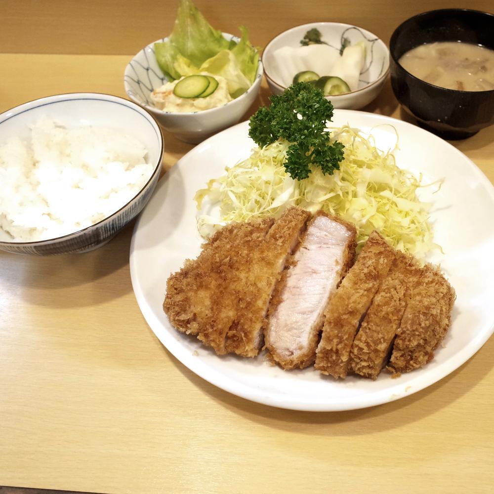 Tonkatsu Enraku Tokyo a MICHELIN Guide Restaurant