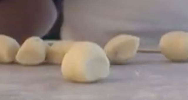 Gnocchis de pommes de terre au beurre de sauge