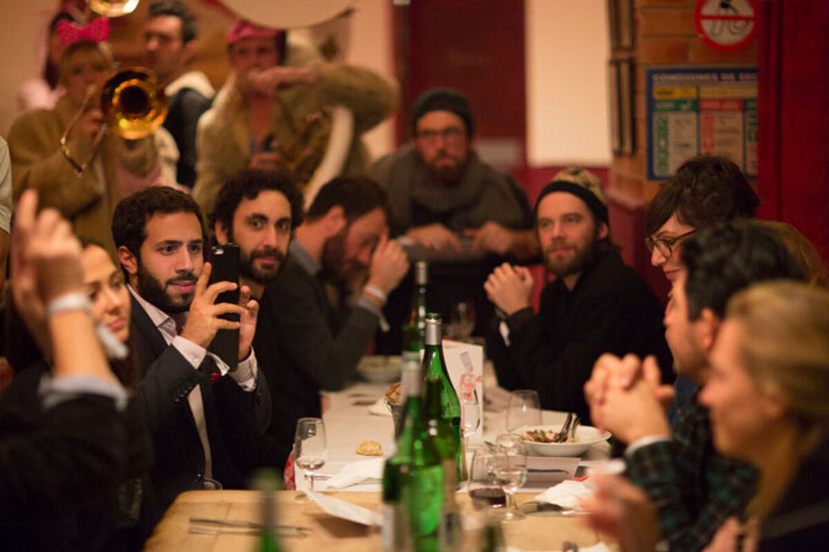 Nora Hamzawi et ses hommes à barbe