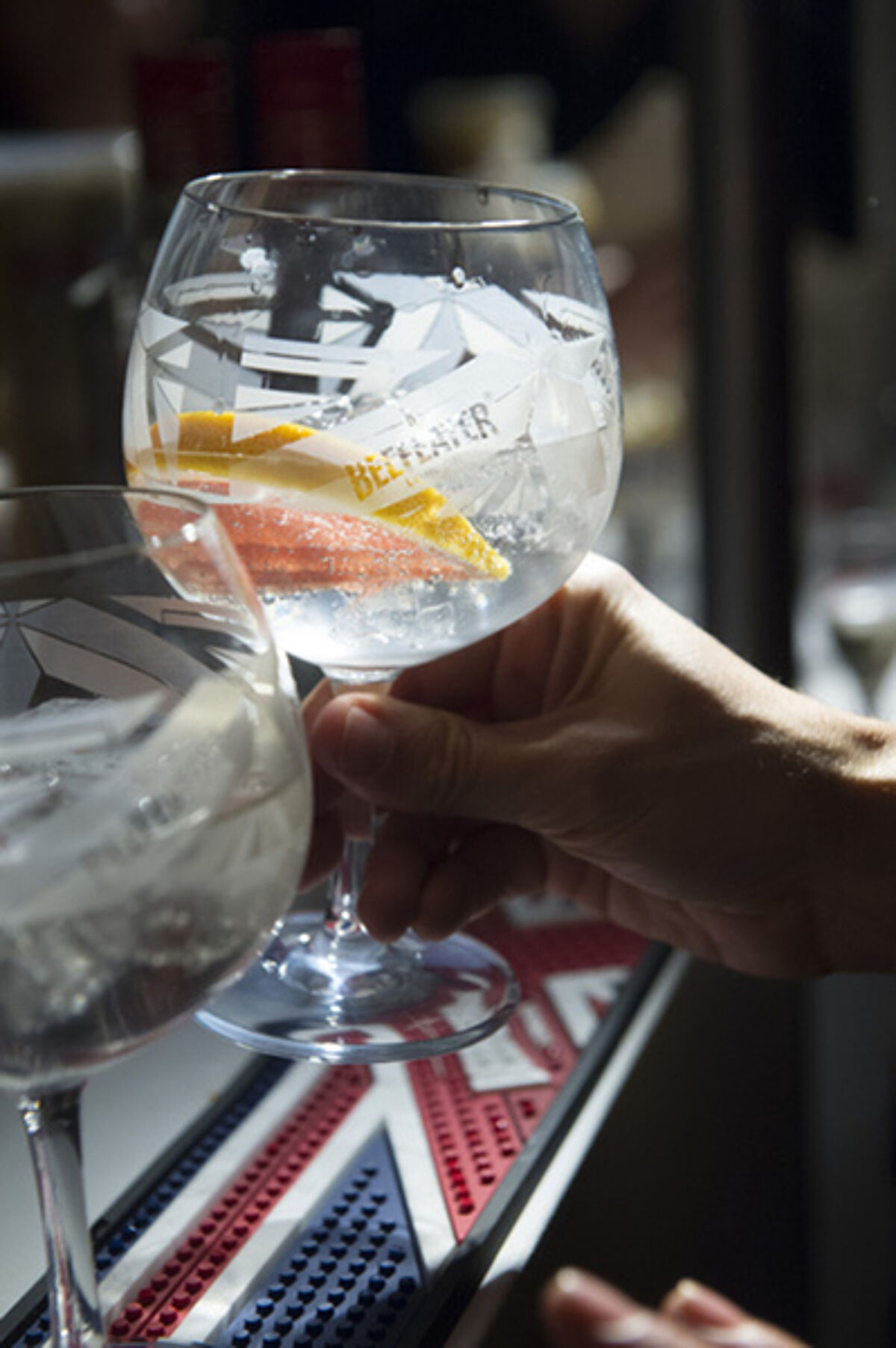 Gin de messe, Beefeater dans la calice