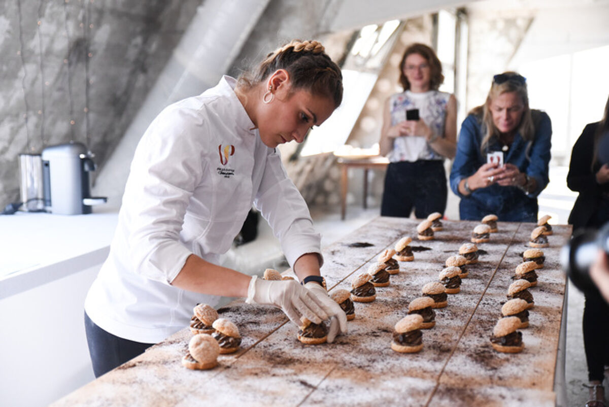 Dressage des chouquettes au café Nespresso Colombia Fairtrade