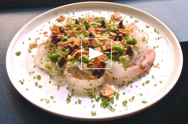 Carpaccio de daurade et amandes grillées