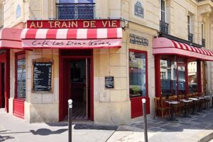 10_07_03_277_restaurant_cafe_les_deux_gares_paris.jpg