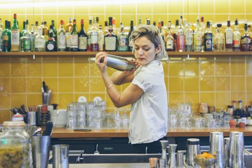 14_34_22_442_cheffe_de_bande_margot_lecarpentier_bar_combat.jpeg