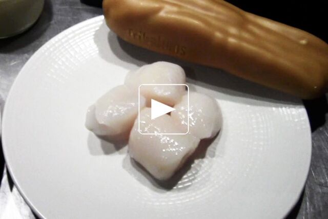 Saint-jacques à la poutargue et jambon