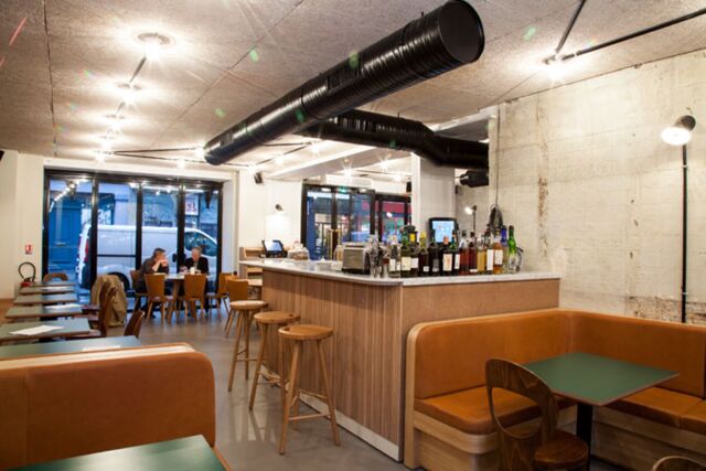 52 Faubourg Saint-Denis, Paris