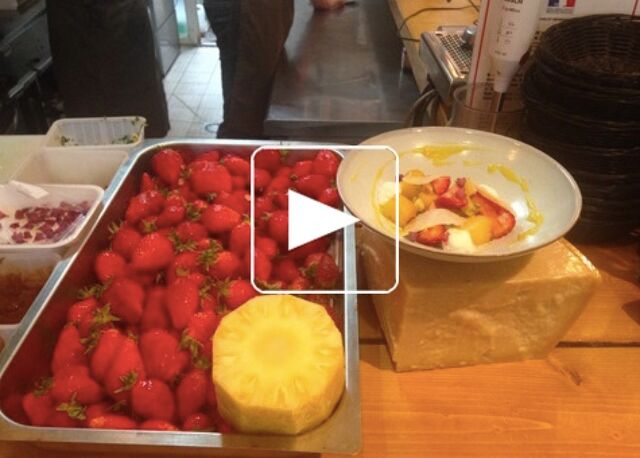 Piña colada, parmesan, fraise