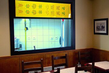 18_14_00_18_restaurant_bar_momos_paris_2.jpeg