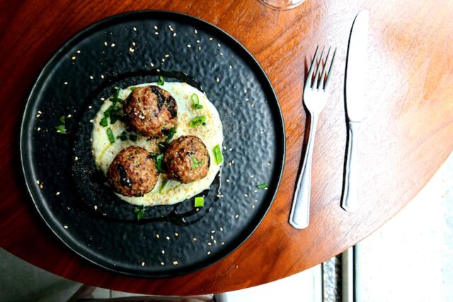 Boulettes de cochon fourrées au gorgonzola