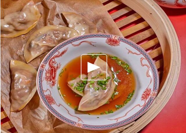 Wonton pulled pork, bouillon chinois fumé