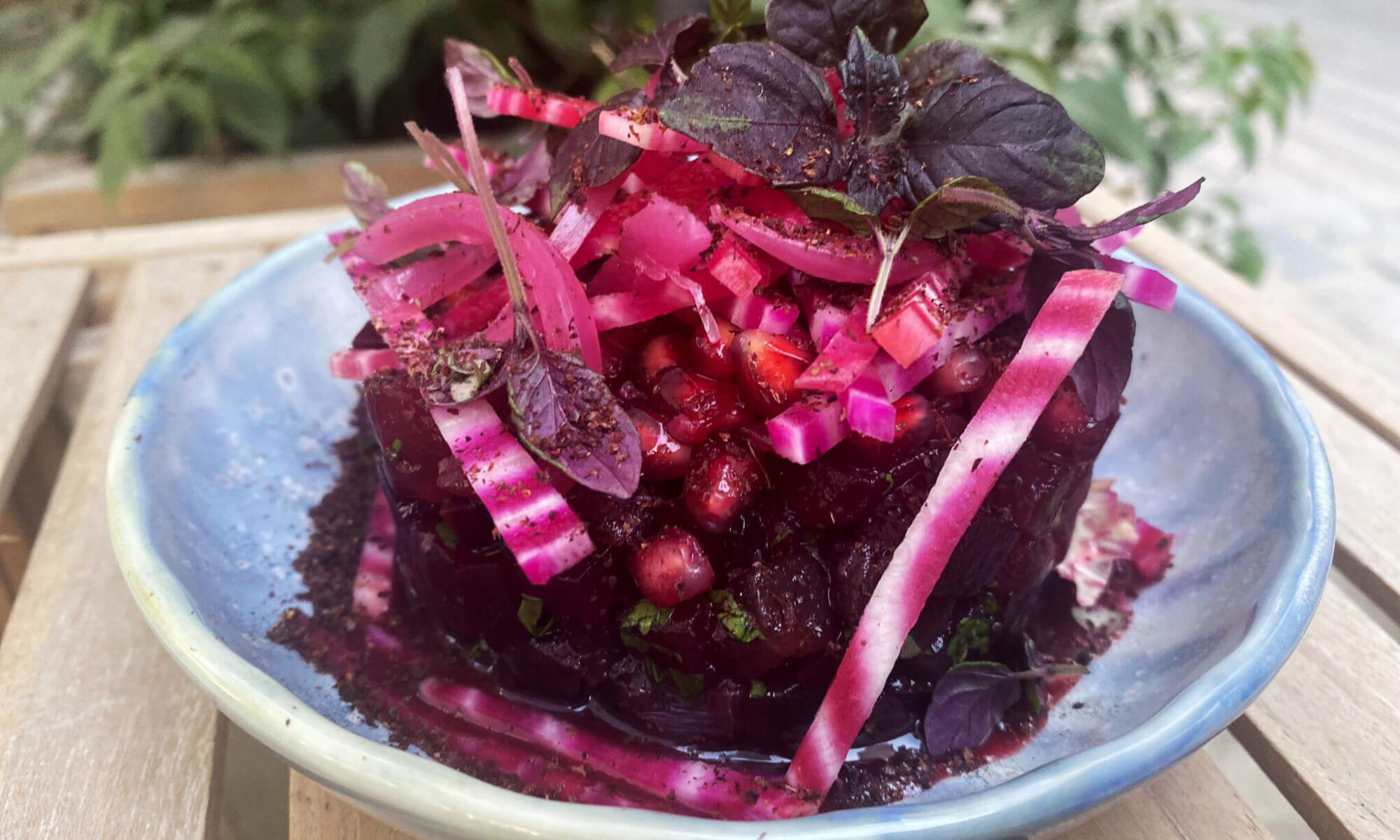 Recette Tartare De Thon Top Chef Tartare de thon, betterave, grenade et sumac Mohammed Cheikh - Fooding ®