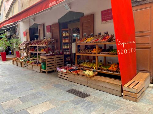 Épicerie asiatique à Ajaccio en Corse