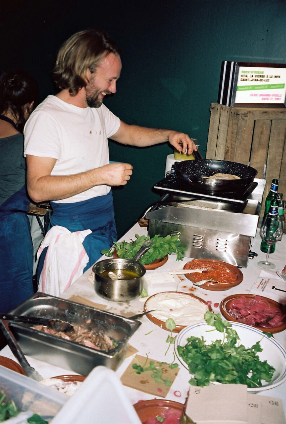 Matt Robertson (Rita, La Vierge à la mer) envoie des Kebab’n’roll bien relevés