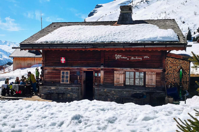 Where can you grab a high-altitude bite to eat?
