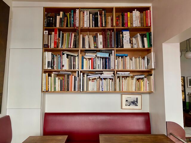 Les livres de cuisine font-ils encore recette ?